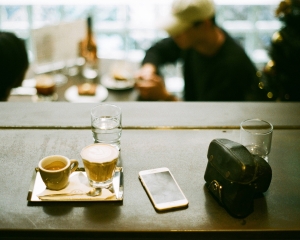 很多南墙不是为了拦住你,只是要你证明一下:你到底有多想到达目的地。